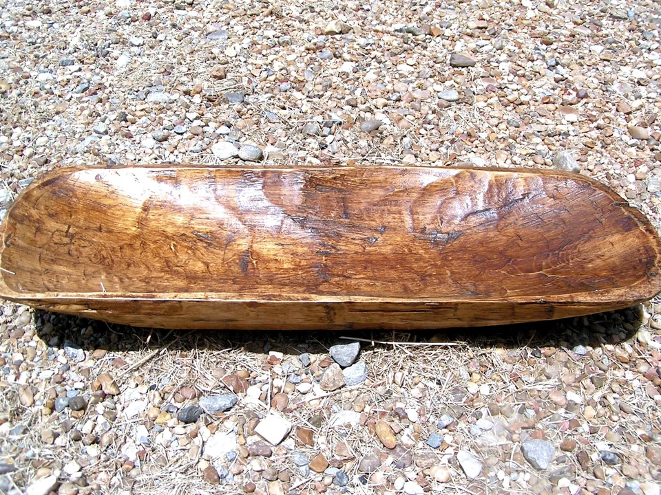 Hand Carved Wooden Dough Bowl Bread Trencher, distressed, 2945 - Image 4 of 4