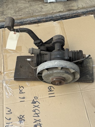 MAYTAG MODEL 72 GAS ENGINE Twin Cylinder Motor NO SHIPPING central Illinois