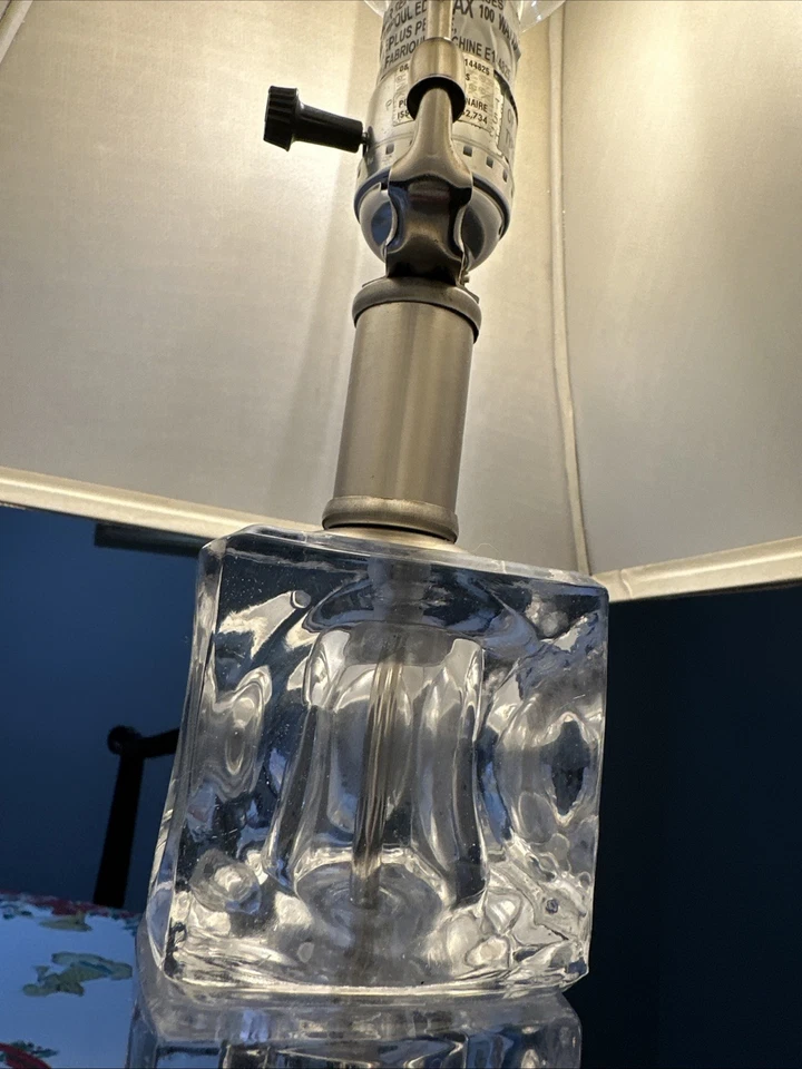 28 Inch Table Lamp, Crystal Stand, White Rectangular Shade, - Image 4 of 4