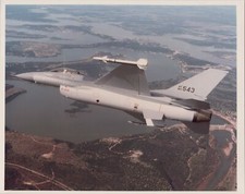 GENERAL DYNAMICS F-16 FIGHTING FALCON ORIGINAL MANUFACTURERS PHOTO USAF 16
