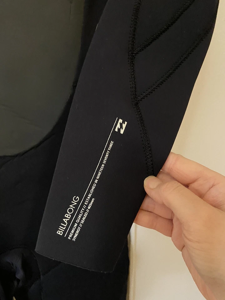 Новый женский гидрокостюм Billabong Synergy на молнии сзади - классический черный - Изображение 4 из 4