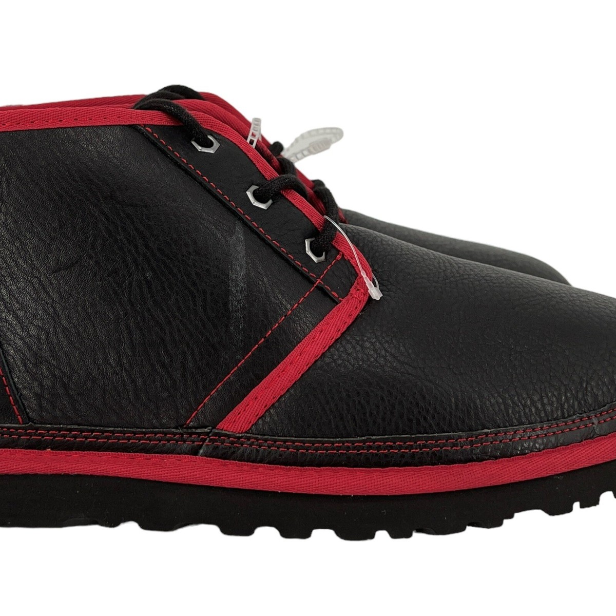 NWOT UGG Men display picture 2