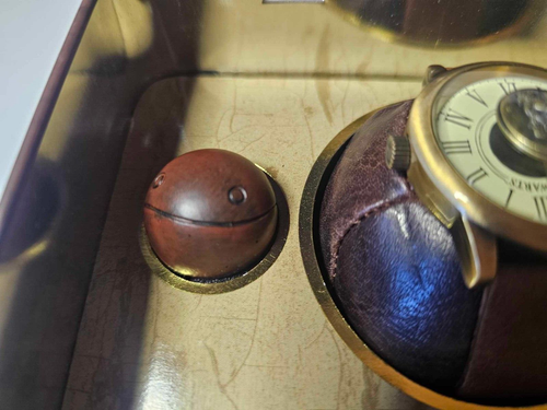 Harry Potter WB Hogwarts, orologio palline di quidditch COA, ha bisogno di batteria - Foto 10 di 18