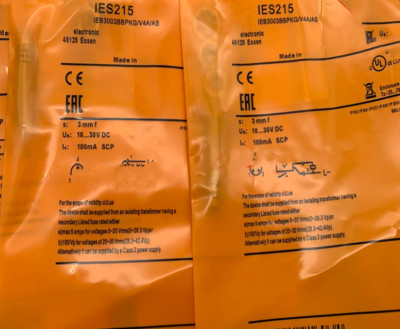 1PC New IFM IES215 Sensor Free Shipping