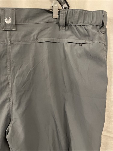 Wrangler NWT Men's Performance Relaxed Fit Gray Shorts Classic Flex Waistband 48 - Picture 10 of 14