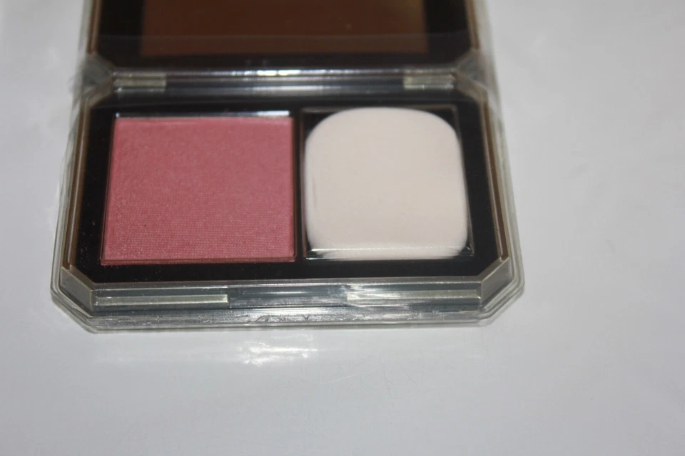 LOT/2 Revlon Soft Lustre Blush Rose Lustre Sealed,in Box + 2 FREE Jordana Liners - Image 2 of 4