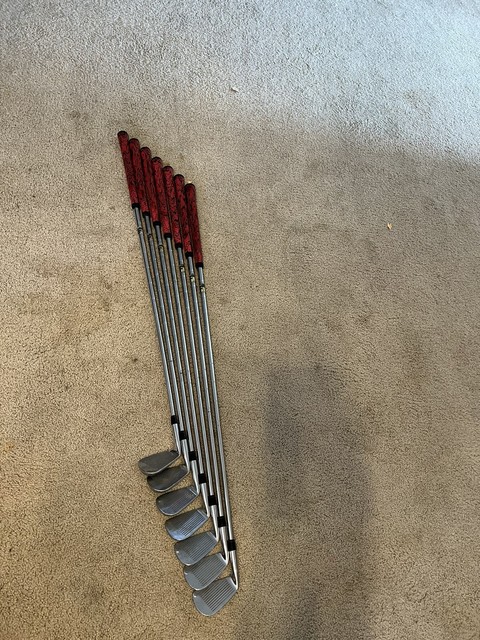 nike victory red golf irons