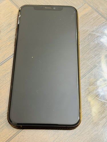 Apple iPhone 11 Pro 64GB Gold Unlocked – BH75% Small Crack Good Condition - 第 4/11 張圖片