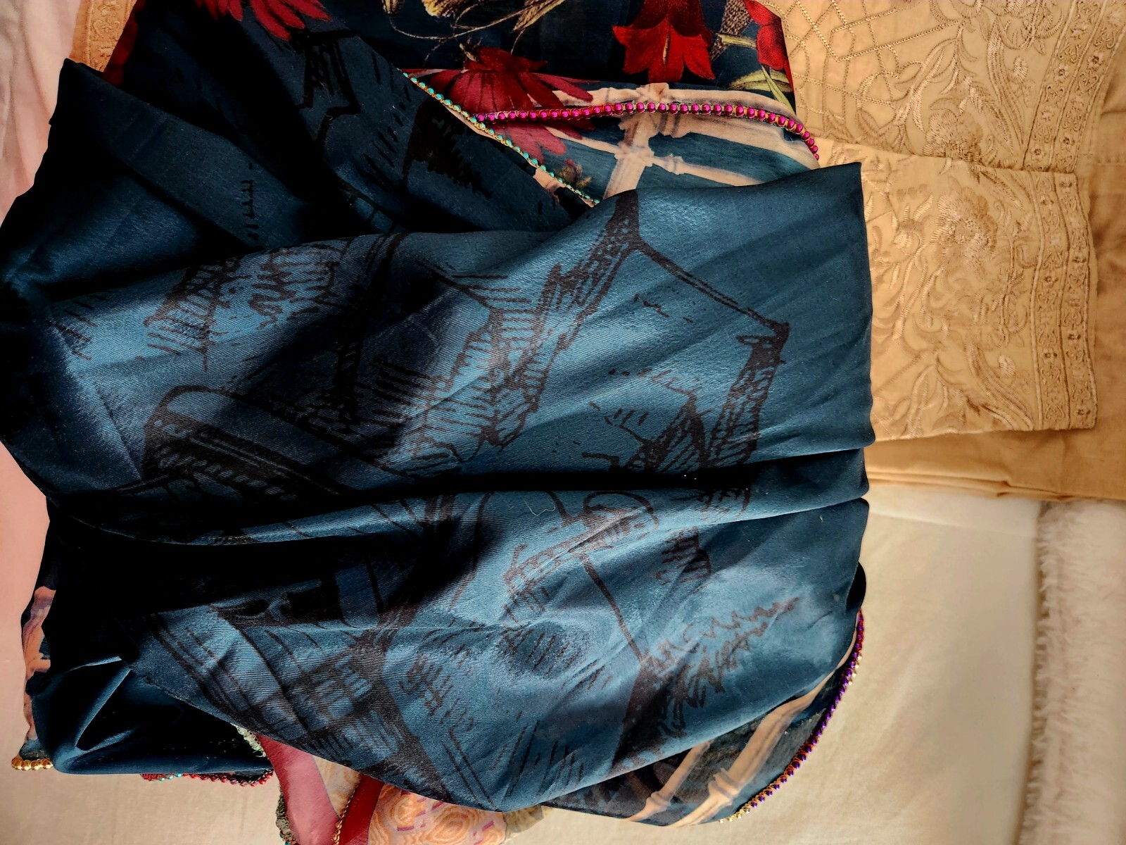 Pakistani Shalwar Kameez - image 9