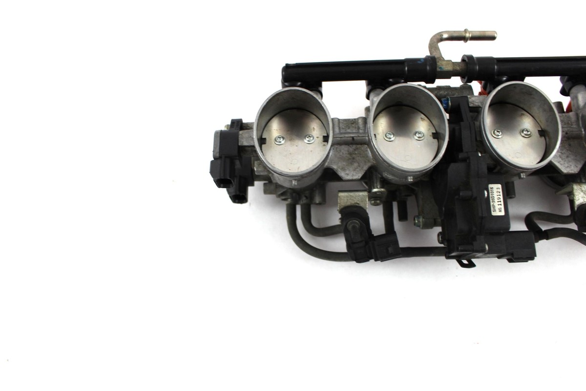 2015 15 Kawasaki Ninja ZX6R ZX636 Throttle Bodies Body 16163-0791