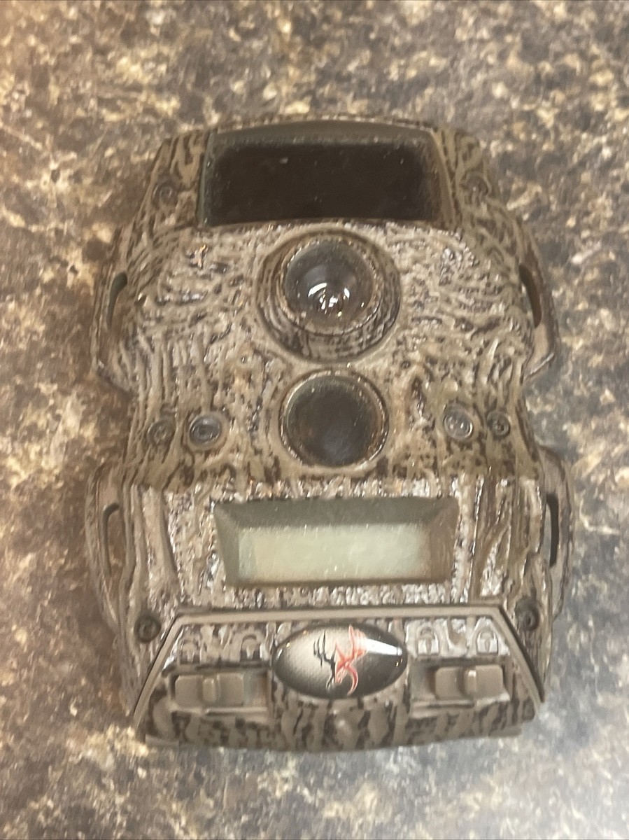Wildgame Innovations Cloak 8MP Lights Out Game Camera (K8B20CA2