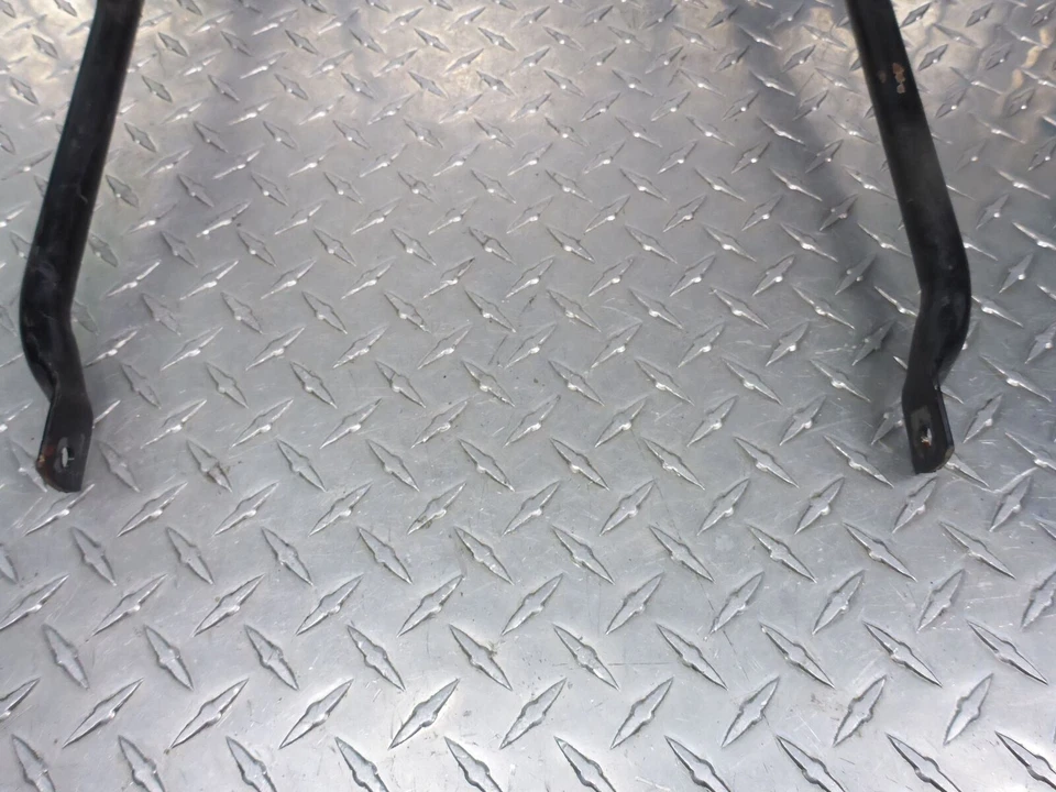 88 Kawasaki Voyager XII ZG1200B ZG 1200 Upper Fairing Stay Mount Bracket Support - Imagem 2 de 4