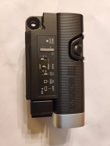 Zoom Handy Video Camera Recorder Q4. Tested. - Picture 4 of 9