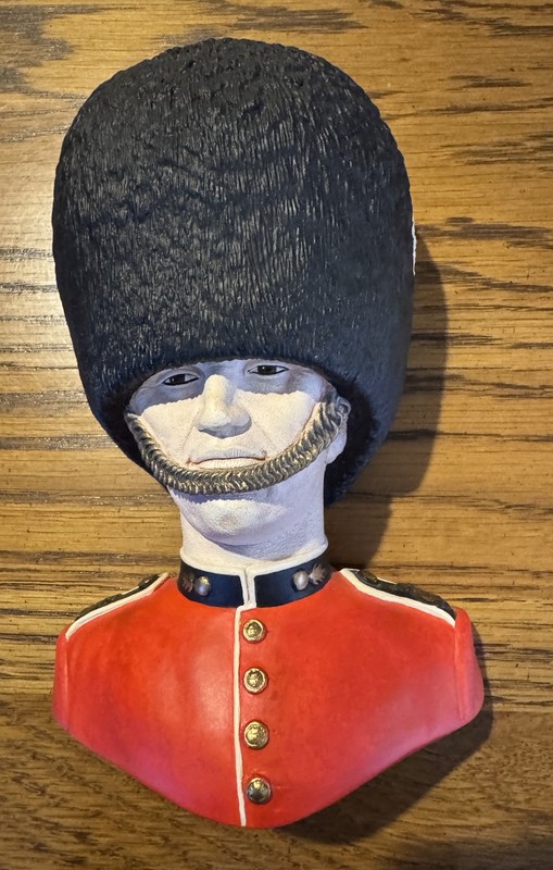Bossons Congleton England Chalkware Guardsman 1986 Bust Head Sculpture Guard