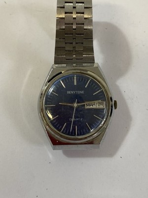 Vintage Benytone Quartz Men's Day Date Blue Steel Strap Watch 70s 80s