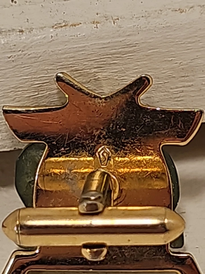 Juego De Gemelos De Colección SWANK Grand Prix Jade Elephant Foto 2 de 4