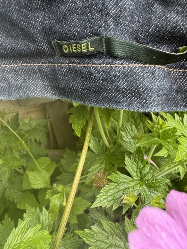 Diesel UK 26 x 31" Dark Indigo Jeans Front Snapped Pockets Hidden Closure - Picture 6 of 15