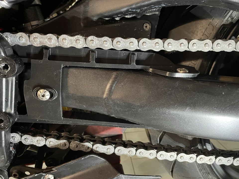 KETTENSCHLITTSCHUH BENELLI TORNADO 900 - 1130 - Bild 4 von 4