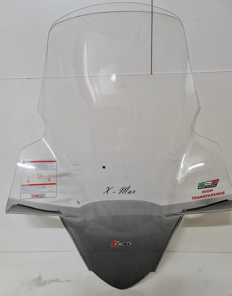 PARABREZZA YAMAHA X-MAX 125/250 2014 (3° serie) cod.23336 CREPA INCOLLATO - Immagine 2 di 4