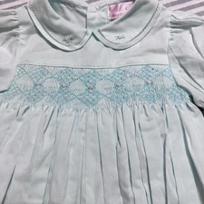 Petit Ami Baby Girls French Bubble With Diamond Smocking Size 6 months
