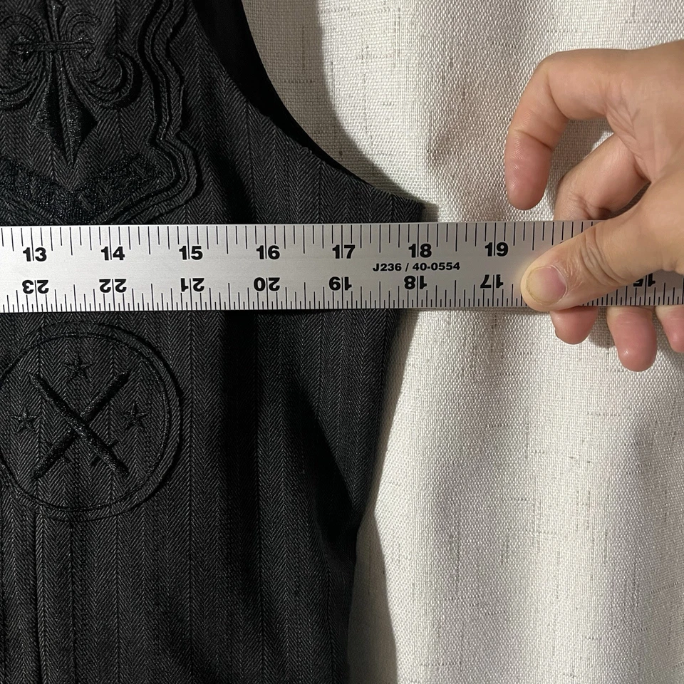 Chaleco Affliction Negro Premium Cintura Abrigo Pequeño Rayas Gris Botón Bordado Foto 4 de 4