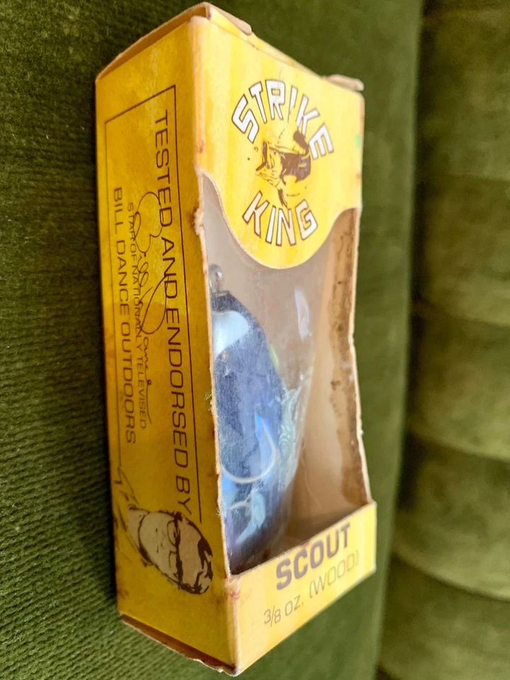 NOS Vintage Strike King Scout 3/8oz Wood Lure 245-5*Rare Color* Purple and Green - Image 3 of 4