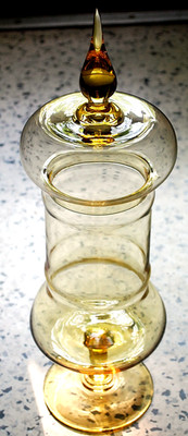 RARE Vtg EMPOLI Italy AMBER GLASS Apothecary Jar 17.5  Pedestal Base/W Lid