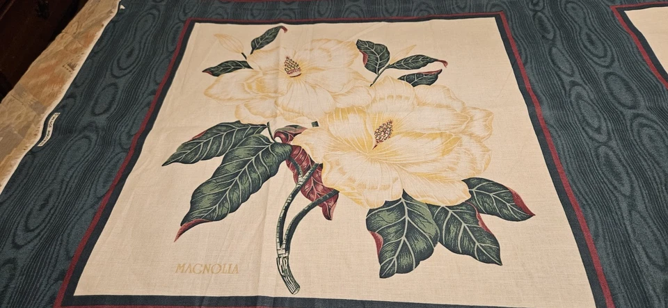 Panel de tela floral Magnolia de Springs Industries Foto 2 de 4