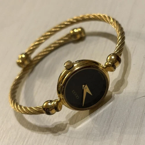 Orologio Gucci 2700.2.L Quadrante Nero Filo Oro Donna Quarzo dal Giappone Vintage