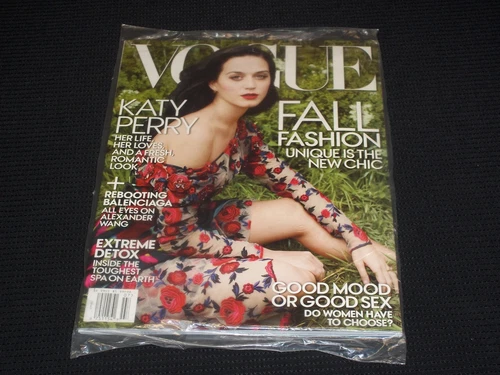 2013 JULY VOGUE MAGAZINE - KATY PERRY BRAND NEW SEALED - L 12028