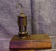 💜 Vintage Decorative Miniature Brass Miners Safety Lamp Ornament