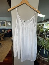 Farm Rio White sleeveless flowy tank Small Club Date Night Flirty girl