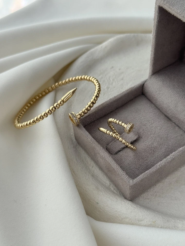 Juego de pulsera y anillo de uñas chapadas en oro: Joyería de circonita cúbica ajustable Foto 4 de 4