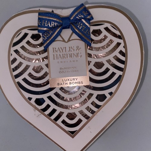 Baylis & Harding Luxus Trio Badebomben Jojoba, Vanille & Mandel Geschenkset