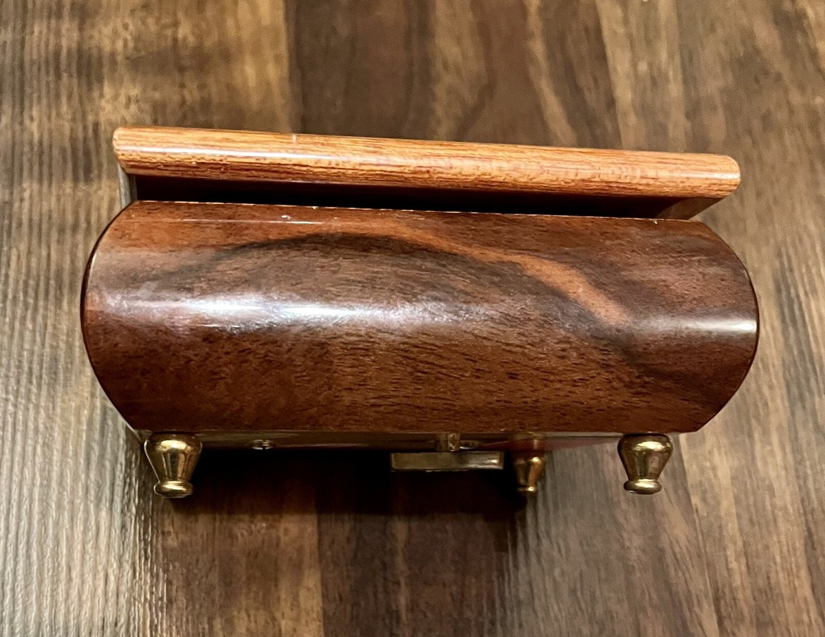 Reuge Romance Music Box, Swiss Movement, Inlaid. Made In Reuge Romance Music Box, Swiss Movement, Inlaid. Made In