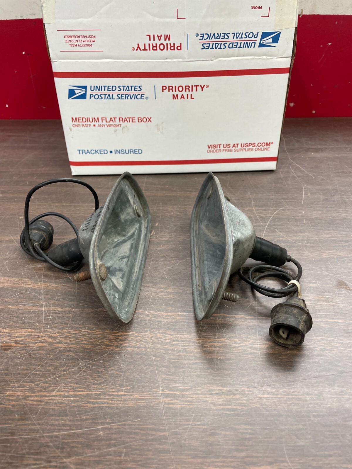 1958 1959 CHEVY TRUCK PARKING LIGHT HOUSINGS NOS GUIDE 123 eBay