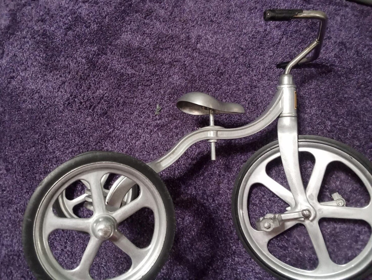 アメリカのヴィンテージ アルミニウム製三輪車 Vintage Aluminum Tricycle | eBay