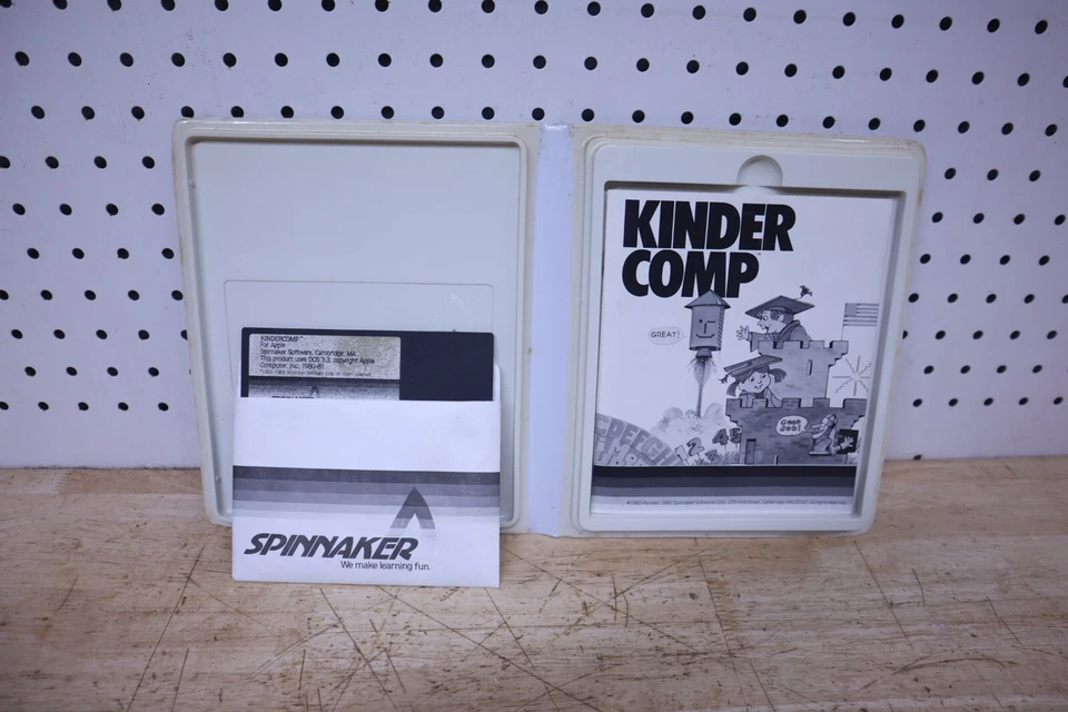 Nice Used Vintage Original Apple II+ IIe - Kinder comp CIB Kindercomp PC Game US - Image 2 of 3