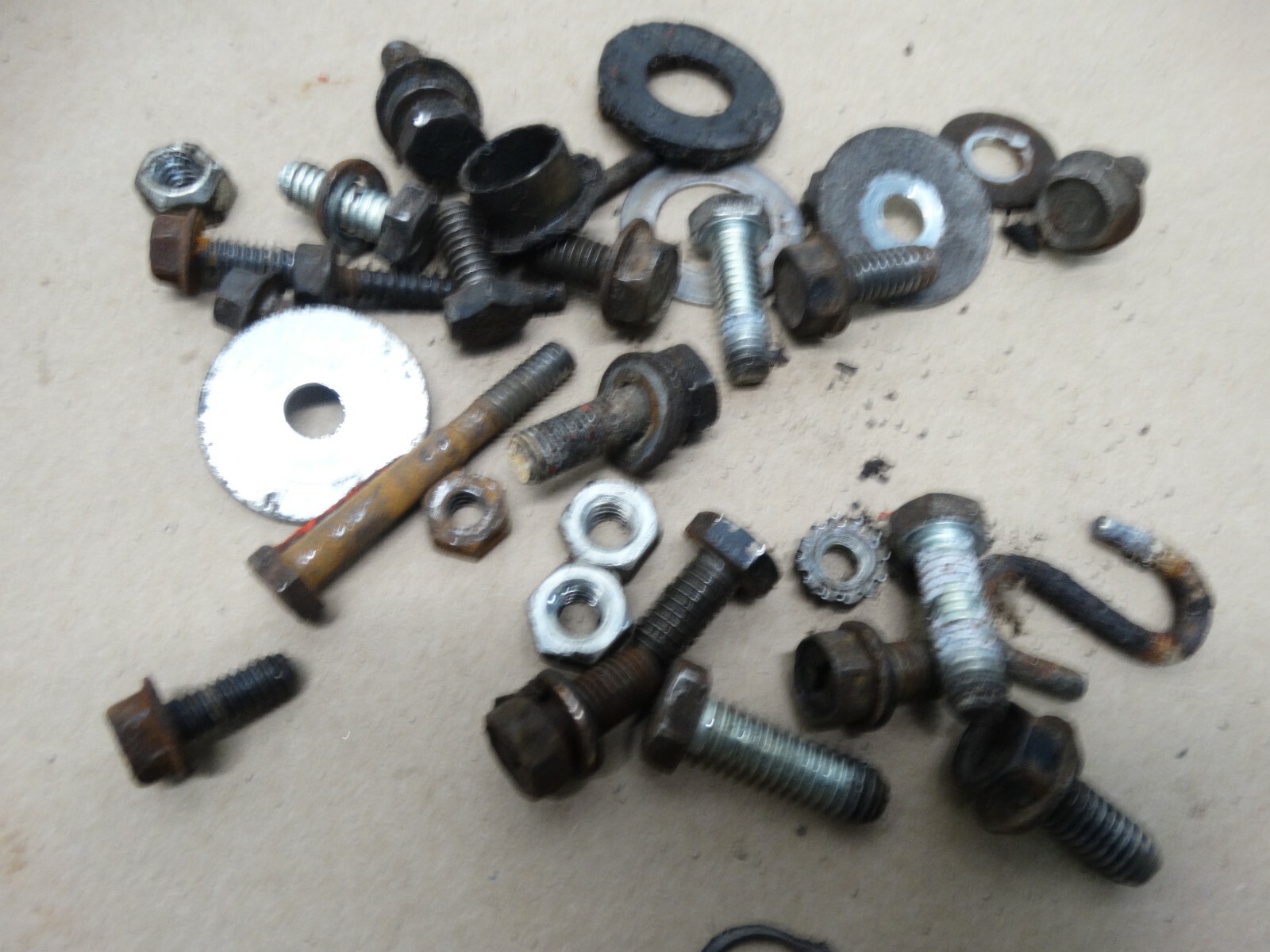 BOLENS SNOW BLOWER 824 RANDOM GEAR BOX,ENGINE HARDWARE B122 eBay