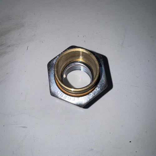 1 Inch Dielectric Union Sweat Solder x FIP,Brass Solder Connection