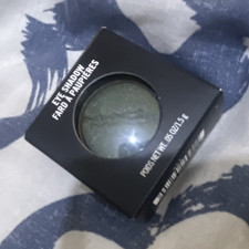 M·A·C That s Showbiz Baby Frost Eyeshadow P...