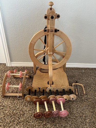 Matchless Double Treadle Spinning Wheel + Woolee Winder with Accessories
