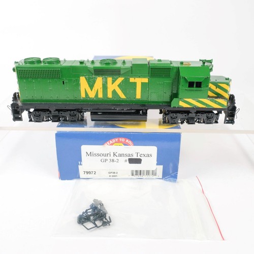 HO Scale Missouri Kansas Texas MKT No # GP38-2 Diesel Locomotive Project Parts - Picture 2 of 6