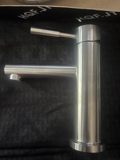 Delta Modern Single Handle Bathroom Faucet
