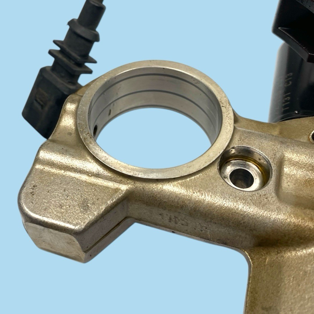 Left Camshaft Tensioner Mount Head Control OEM 03-12 Bentley Continental 6.0