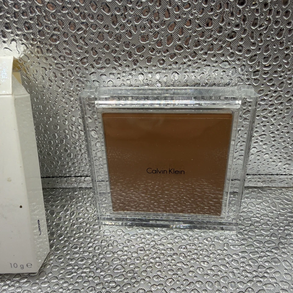 Calvin Klein 铜色粉 *01 沉没 10 G 盒 1 — 第 3/4 张图片