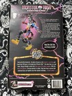 Mattel Monster High Freaky Fusion Neighthan Rot NIB Sealed Doll G1 — photo 2