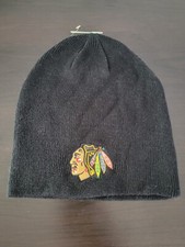 NHL Hockey Chicago Blackhawks Cuffless Team Beanie Hat