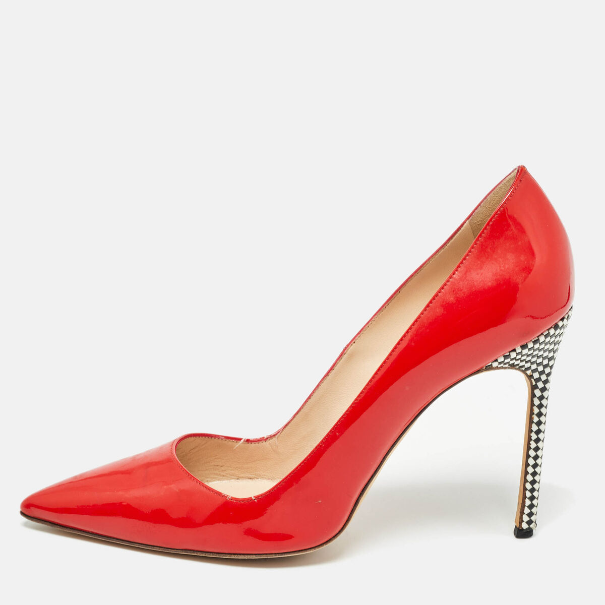 Manolo Blahnik Red Patent Leather Pointed Toe Pumps Size 40 Manolo Blahnik Red Patent Leather Pointed Toe Pumps Size 40