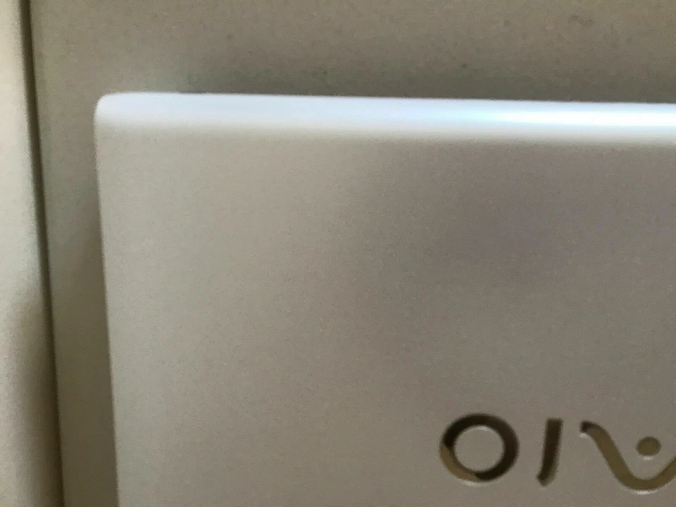 Sony VAIO SVE17 17.3"  i7 3520M 12GB 256 GB SSD Laptop - Windows 10. 2013+office - Image 3 of 4